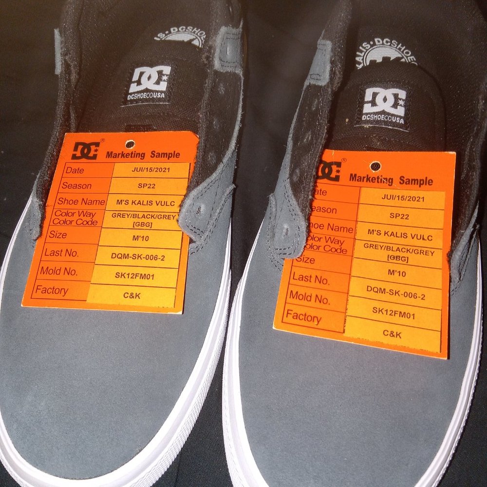 New Unworn KALIS Vulc Original Sample shoe Size 10